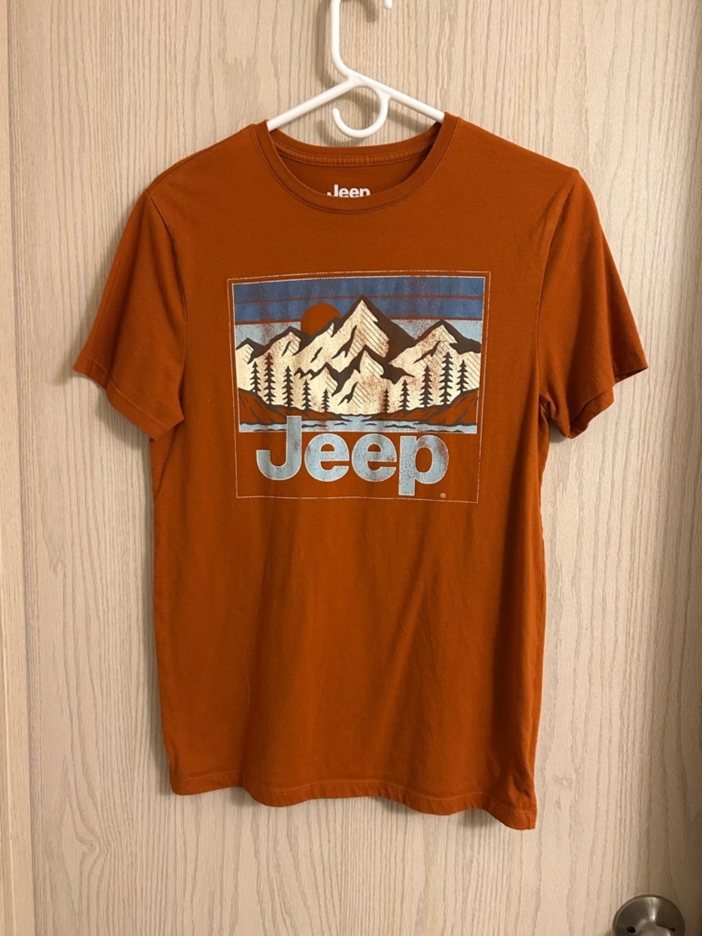 Jeep Rust Orange Mountain Graphic Short-Sleeve Tee